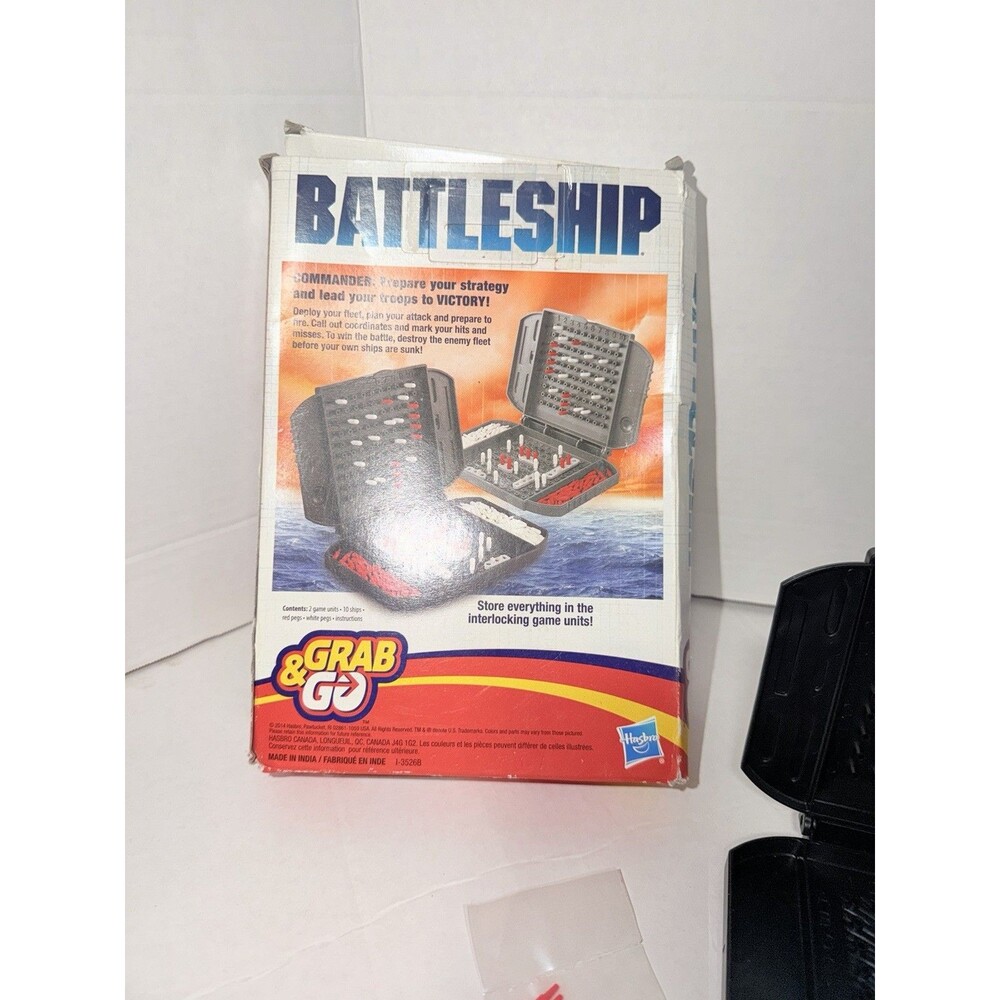 BATTLESHIP HASBRO GRAB AND GO GAME TRAVEL SIZE SMALL COMPACT